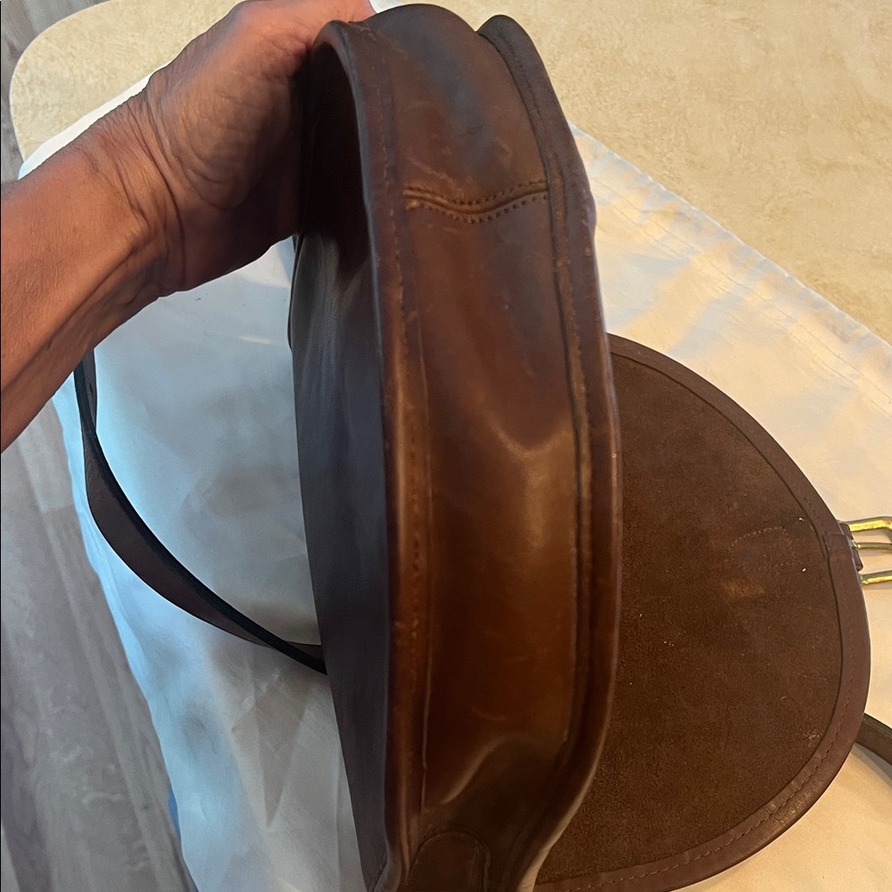 Vintage NYC 1980’sCoach Brown Leather Crossbody Riding Bag original papers & tag - Picture 11 of 16